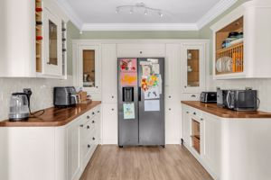 Photo 18- click for photo gallery